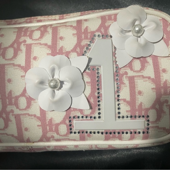 Christian Dior Pink Monogram Shoulder Bag - Picture 6 of 17